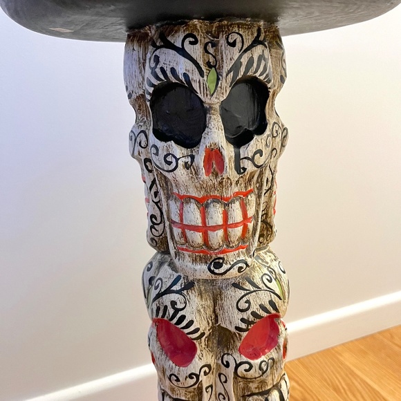 Handcrafted Indonesian Skull Pedestal Table - Picture 8 of 17